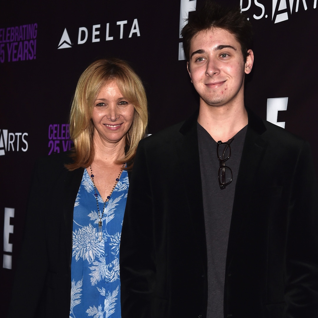 Lisa Kudrow Is a Proud Mom at Her Son Julian's College Graduation